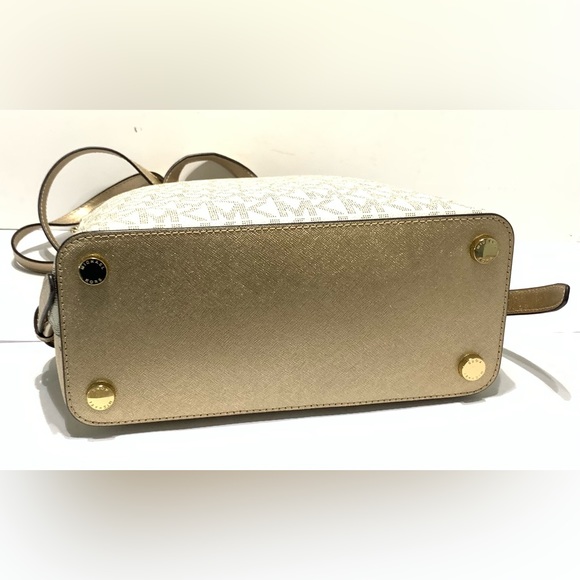 Michael Kors Emmy Signature Backpack - Picture 7 of 11